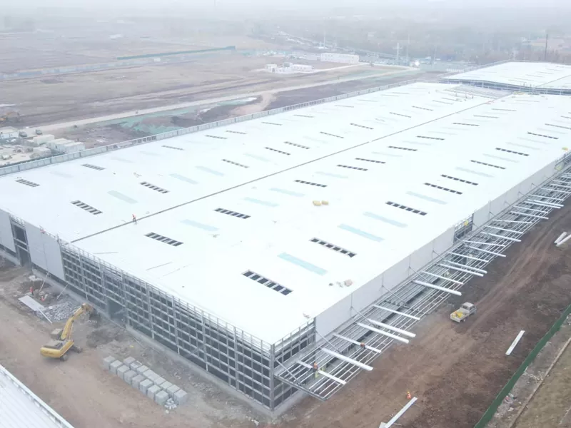 Por que escoller un edificio de almacén de metal prefabricado para a túa empresa?