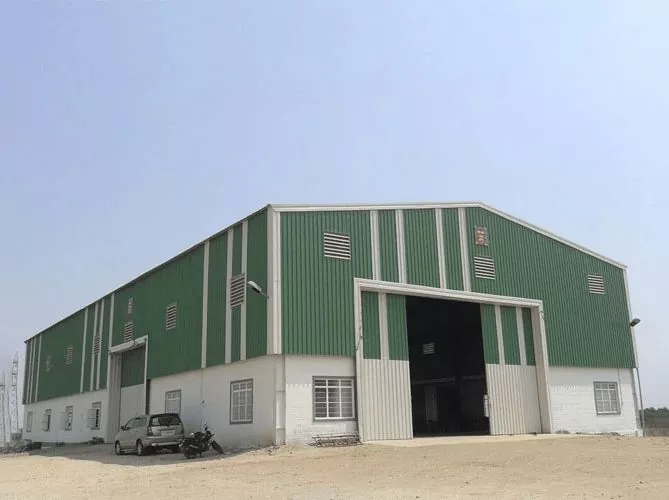 Edificio práctico e fermoso de almacén de metal prefabricado
