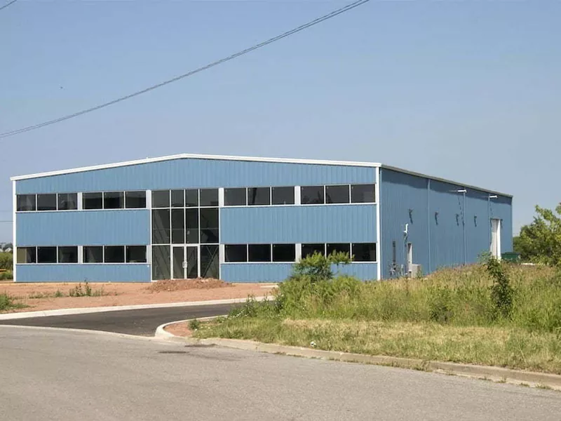 Placo e fermoso almacén de marco de aceiro